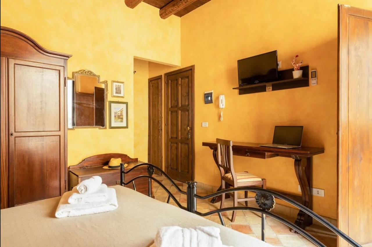 Garconniere In Ortigia Villa Syracuse Exterior photo